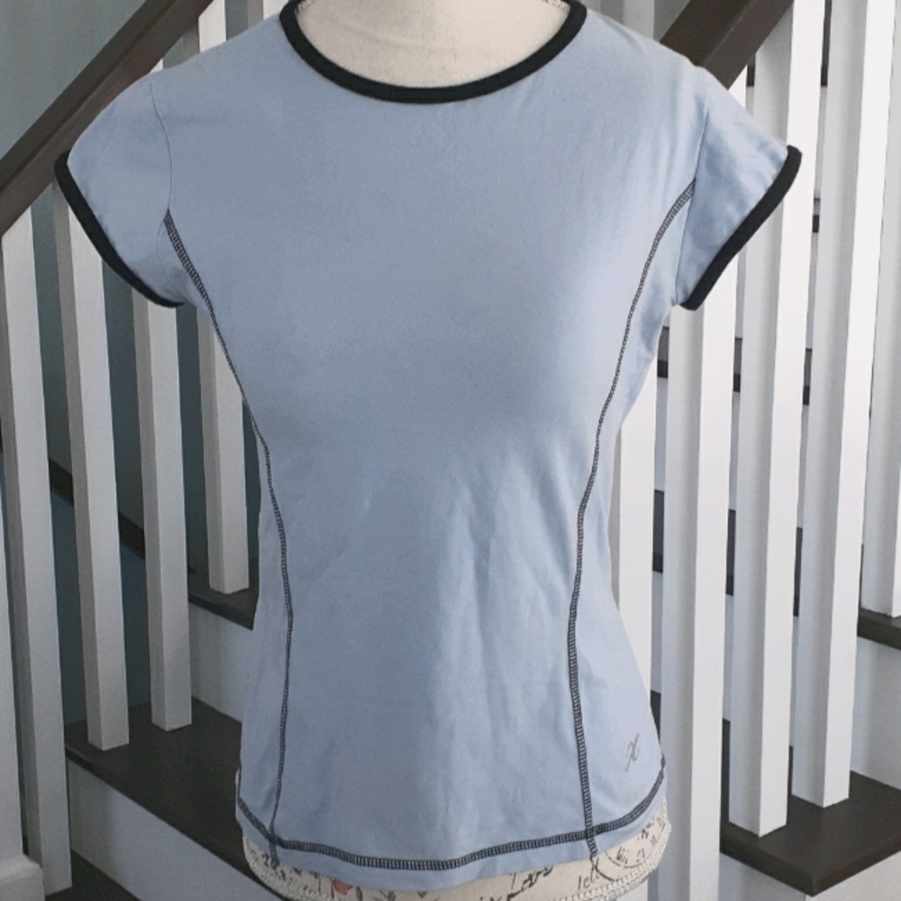 % Flex by Gilda Marx performance workout tee